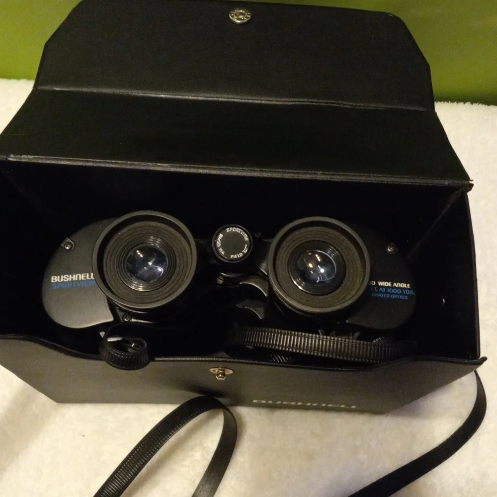 Vintage Bushnell sportsview fully coated optical binoculars Flat 1000yards